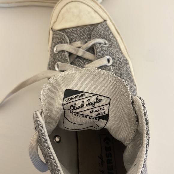 Converse shoes - Picture 7 of 7